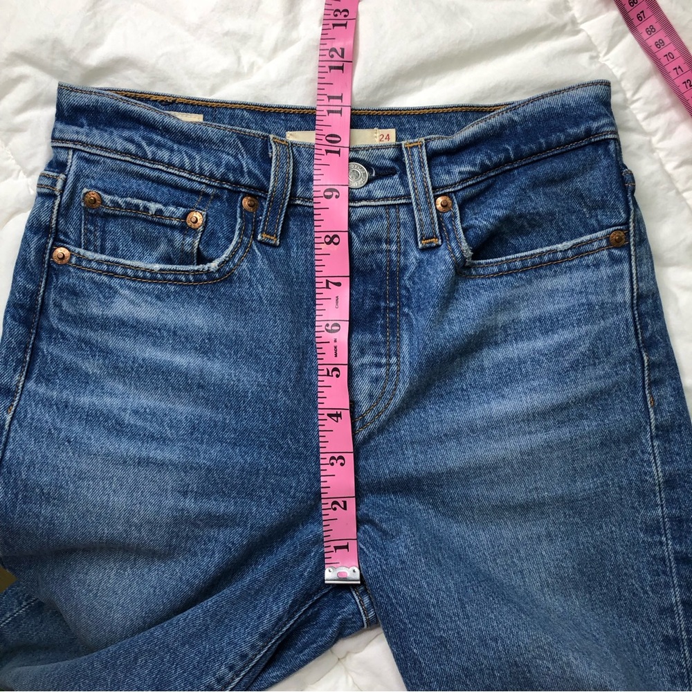 Levi’s Wedgie Button Fly Icon Fit Jeans - Picture 8 of 14